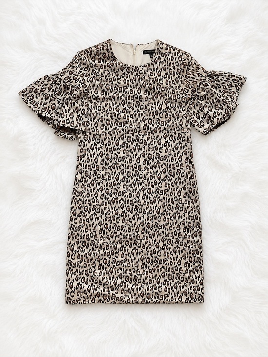 Banana Republic Dresses & Skirts - Banana Republic Leopard Print Flutter Sleeve Shift Dress Size 0 Animal Print